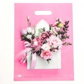 Розовый пакет с цветочным принтом и вырубной ручкой (40х31 см) - Сима-Ленд - купить с доставкой в Иваново