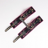 Черные кожаные оковы с розовой строчкой - Crazy Handmade - купить с доставкой в Иваново Черные кожаные оковы с розовой строчкой - Crazy Handmade - купить с доставкой в Иваново