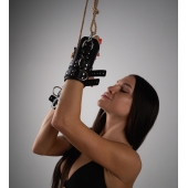 Черные высокие кожаные наручники для подвешивания - Crazy Handmade - купить с доставкой в Иваново Черные высокие кожаные наручники для подвешивания - Crazy Handmade - купить с доставкой в Иваново