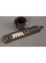 Широкие наручники с квадропуклями - Подиум - купить с доставкой в Иваново