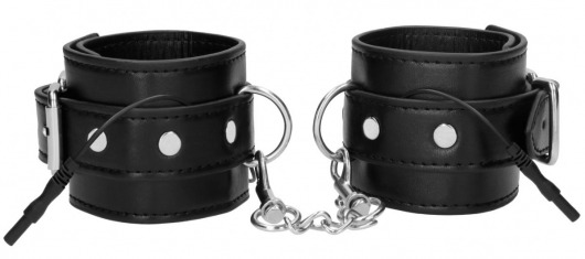 Черные наручники с электростимуляцией Electro Handcuffs - Shots Media BV - купить с доставкой в Иваново